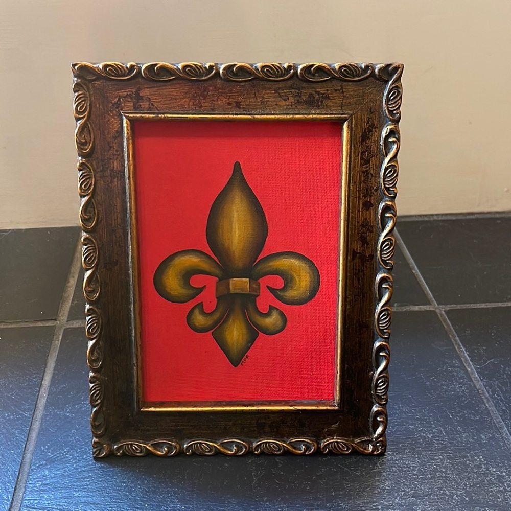 Fleur-de-lis framed art
